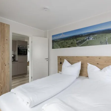 Alluring Holiday In Near Ski-area דירה *